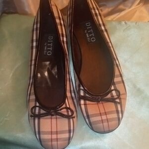 Van Eli Women's Checkered Flats - Black and Tan